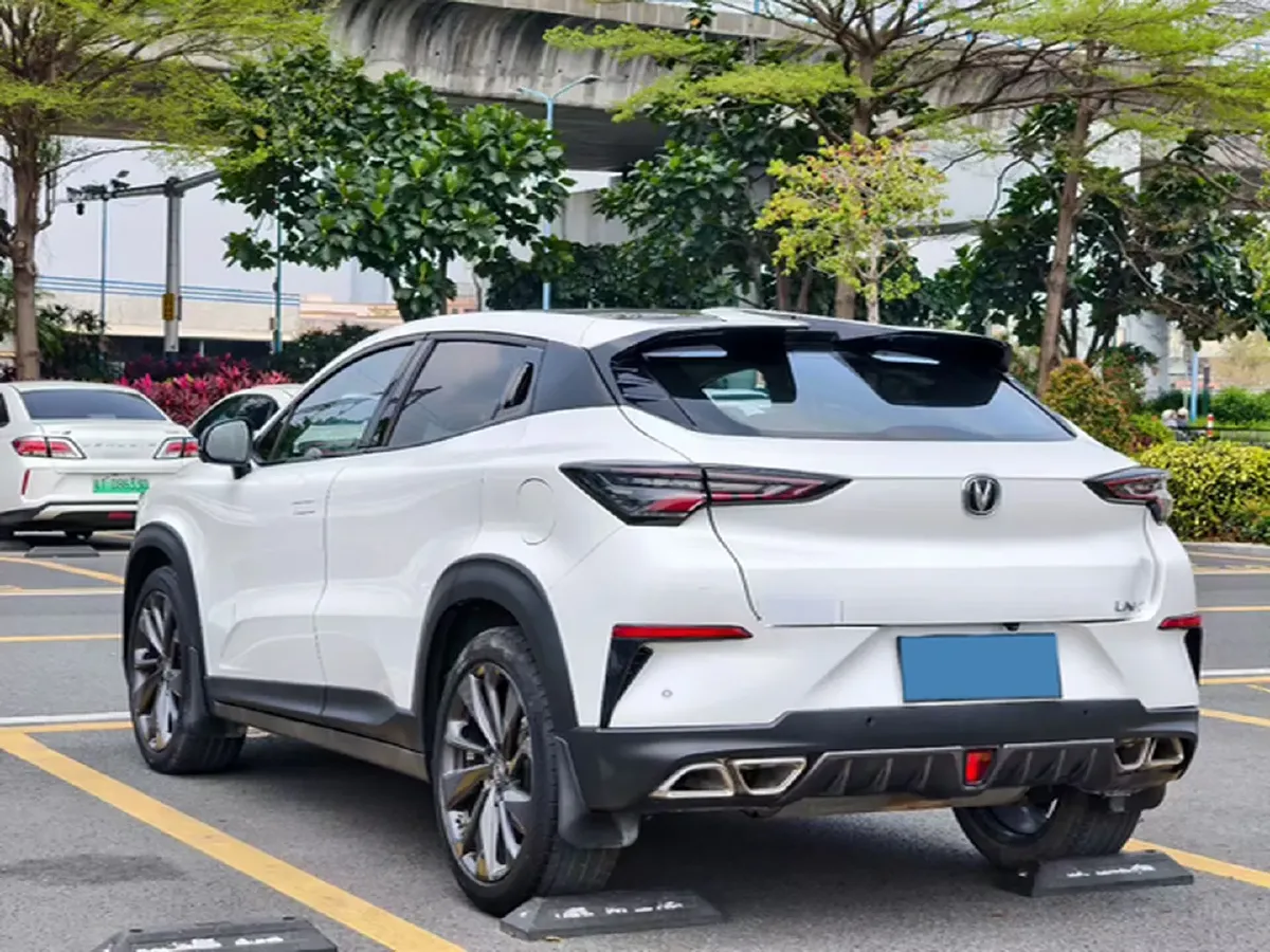 2020 ChangAn UNI-T 1.5T 180HP L4 7DCT,autocango,china used car exporter,china ev exporter,chinese used car exporter,chinese used ev exporter