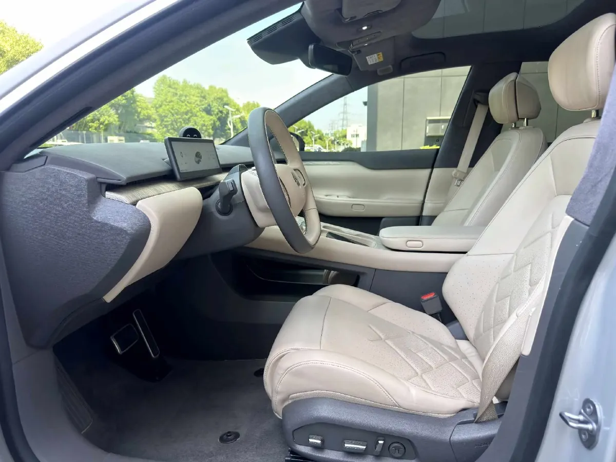 2021 Volkswagen ID.6 Crozz BEV 84.8KWH,autocango,china used car exporter,china ev exporter,chinese used car exporter,chinese used ev exporter