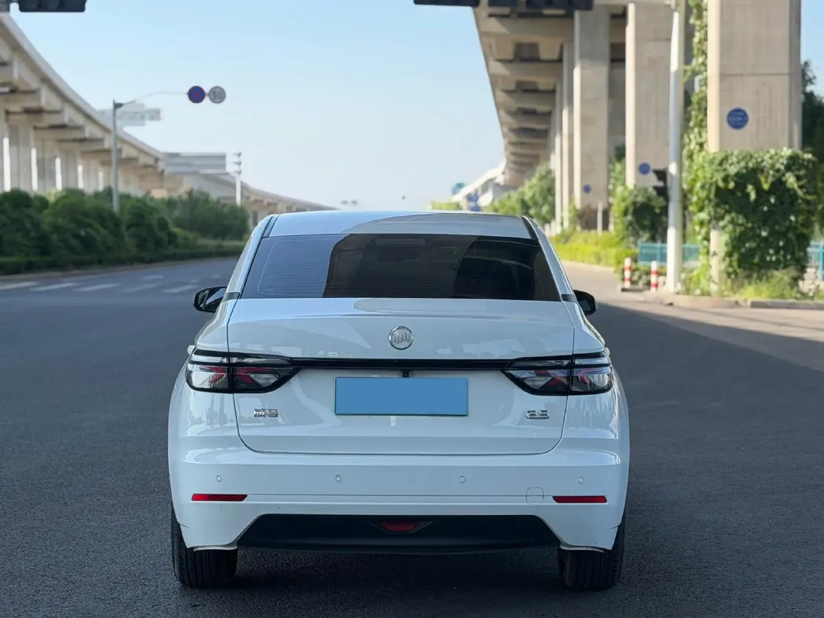 2021 Weltmeister E.5 BEV 49.92KWH,autocango,china used car exporter,china ev exporter,chinese used car exporter,chinese used ev exporter
