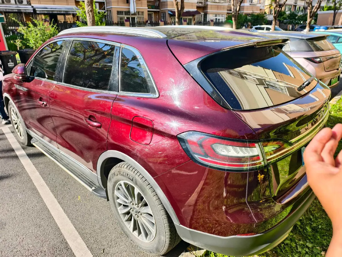 2019 Lincoln Nautilus 2.0T 224HP L4 8AT,autocango,china used car exporter,china ev exporter,chinese used car exporter,chinese used ev exporter