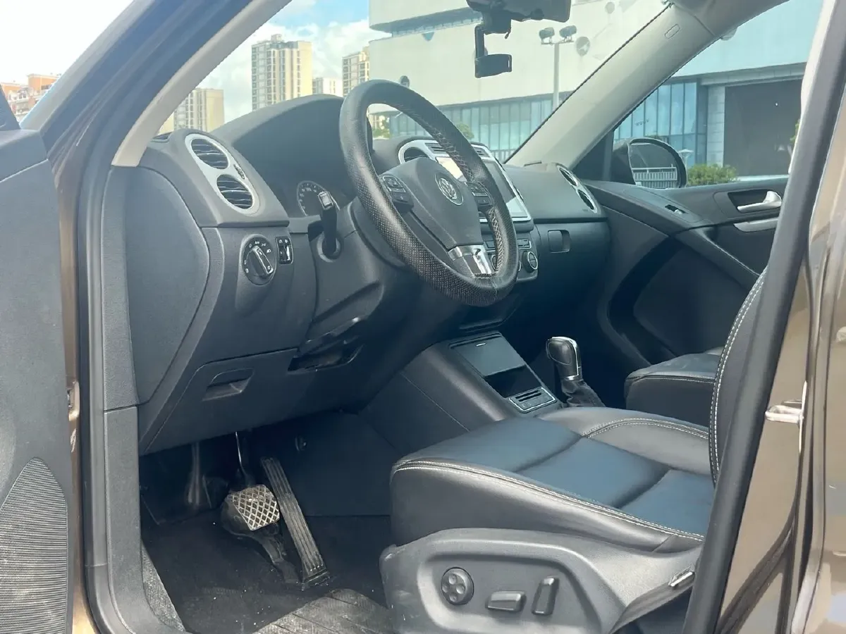 2016 Buick Larcosse 1.5T 170HP L4 7DCT,autocango,china used car exporter,china ev exporter,chinese used car exporter,chinese used ev exporter