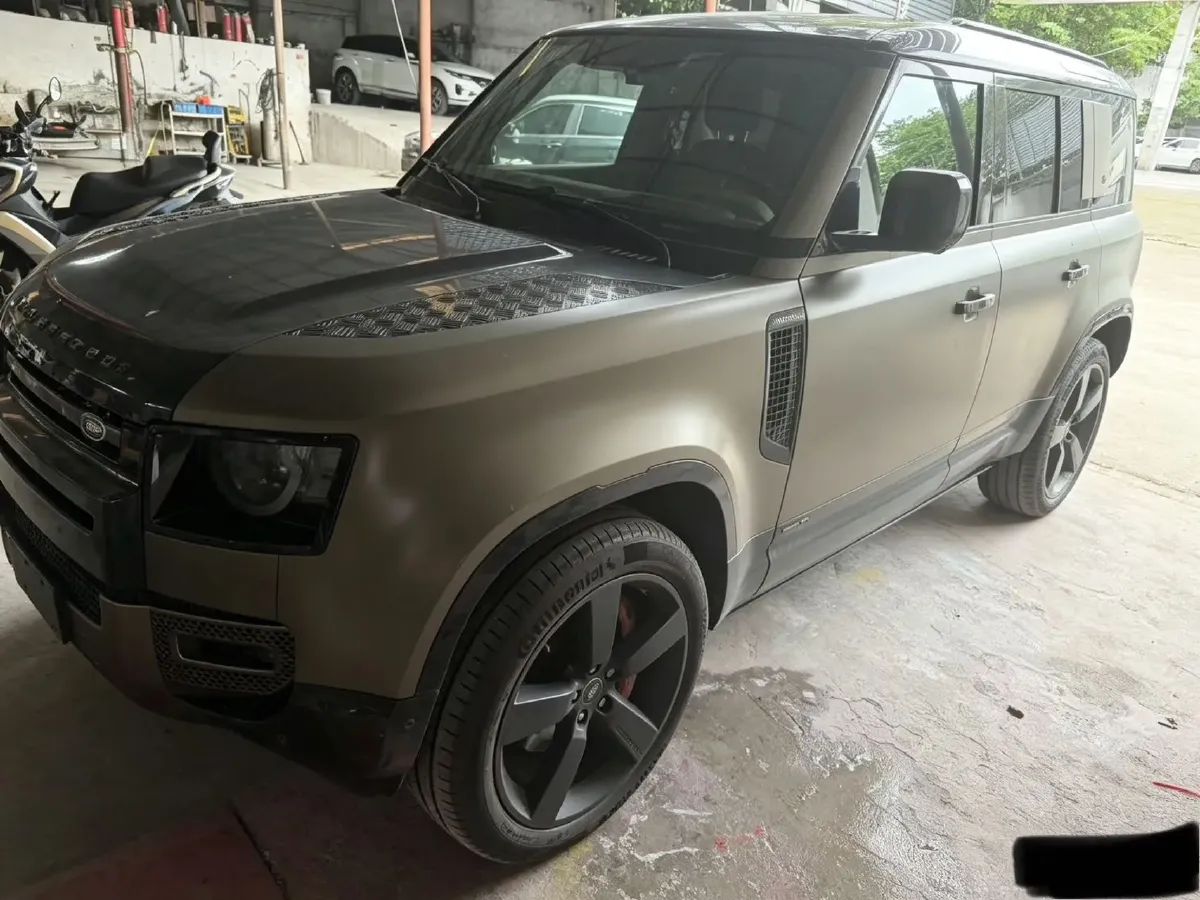 2022 Land Rover Defender 3.0T 400HP L6 8AT,autocango,china used car exporter,china ev exporter,chinese used car exporter,chinese used ev exporter