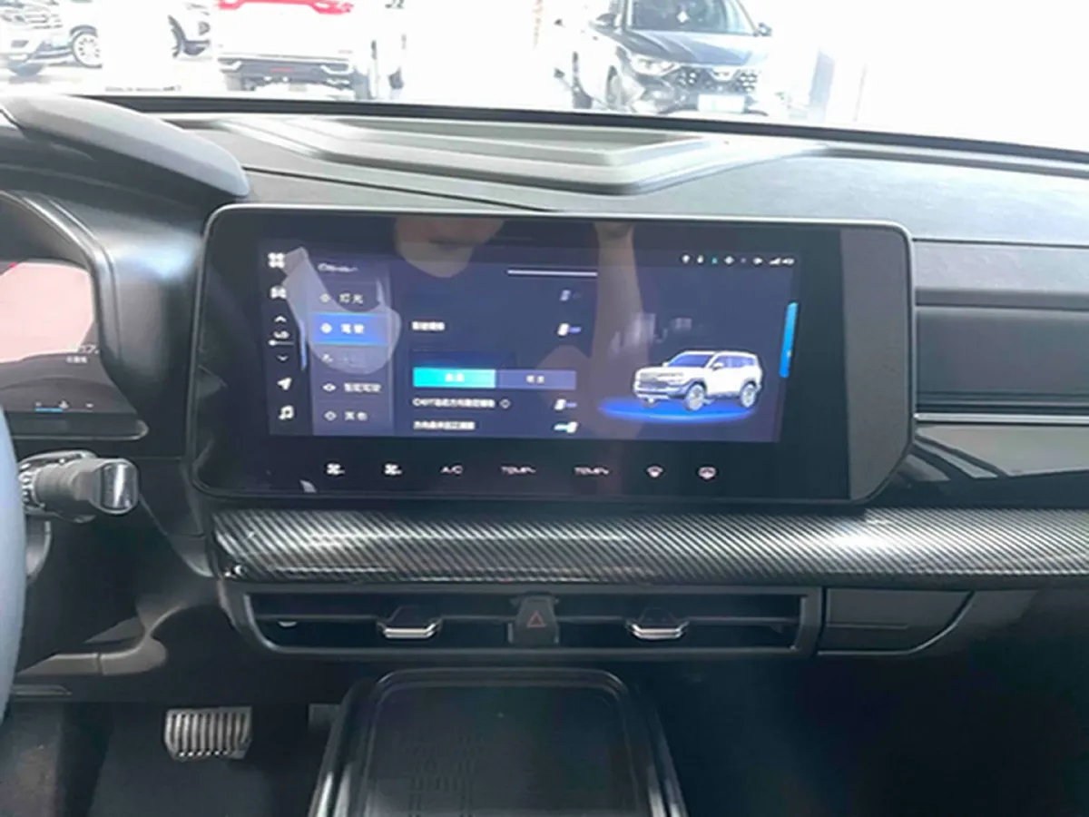 2022 MAXUS D60 1.5T 169HP L4 7DCT,autocango,china used car exporter,china ev exporter,chinese used car exporter,chinese used ev exporter