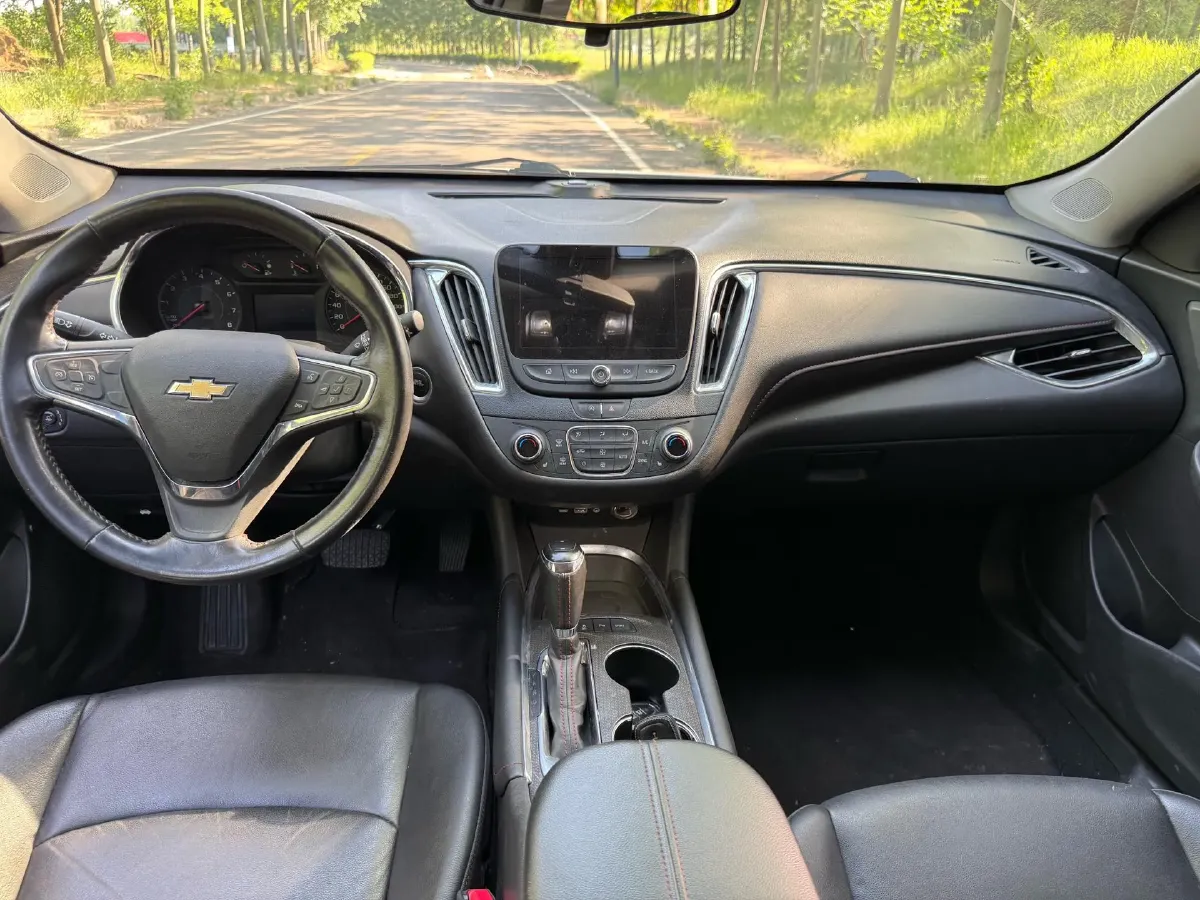 2019 Chevrolet Malibu XL 2.0T 241HP L4 9AT,autocango,china used car exporter,china ev exporter,chinese used car exporter,chinese used ev exporter