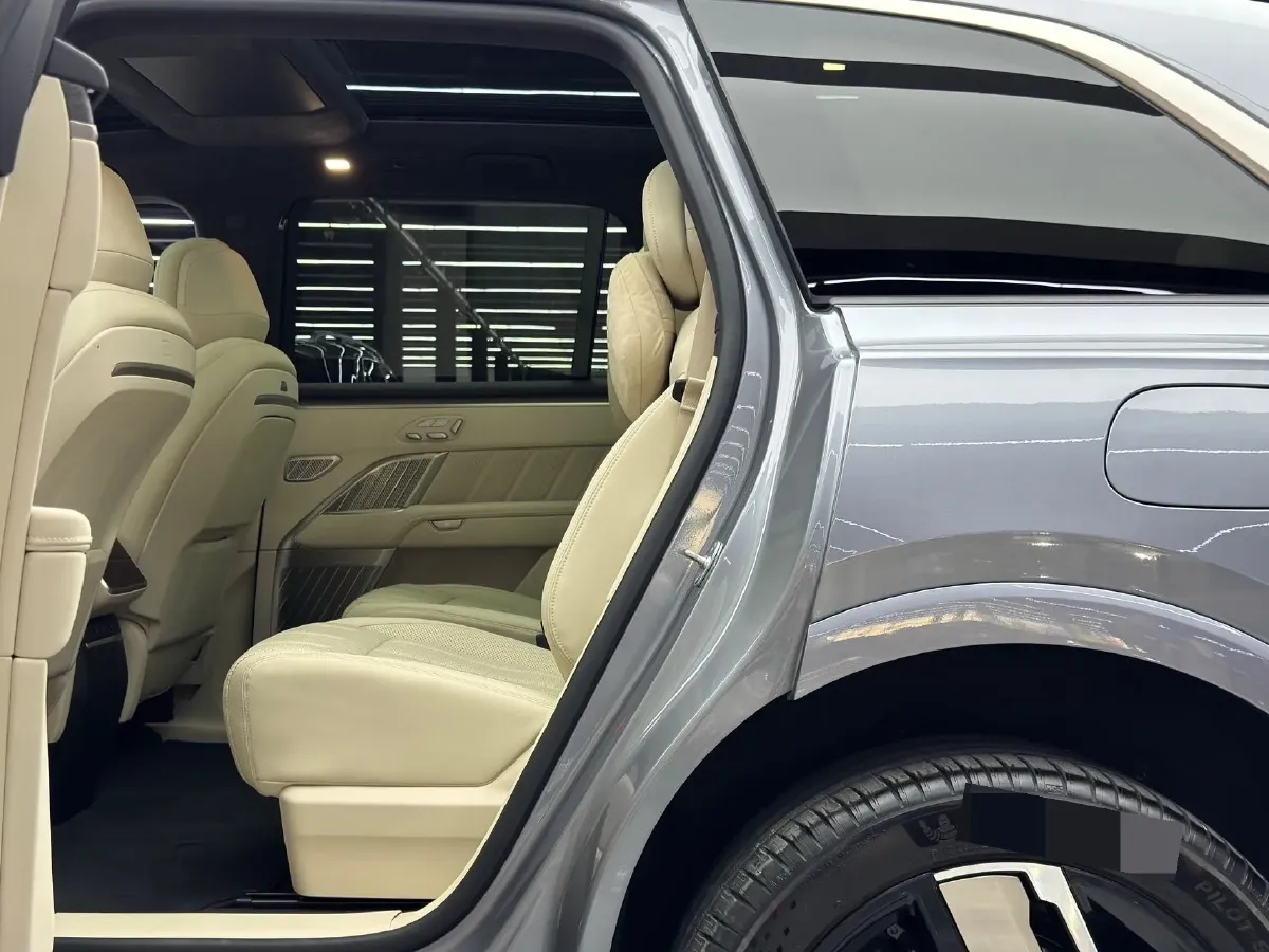 2025 ONVO L90 BEV,autocango,china used car exporter,china ev exporter,chinese used car exporter,chinese used ev exporter