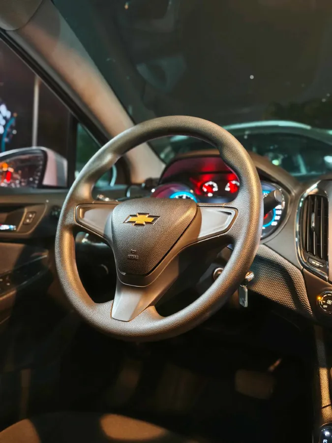2017 Chevrolet Cruze 1.5L 114HP L4 6AT,autocango,china used car exporter,china ev exporter,chinese used car exporter,chinese used ev exporter