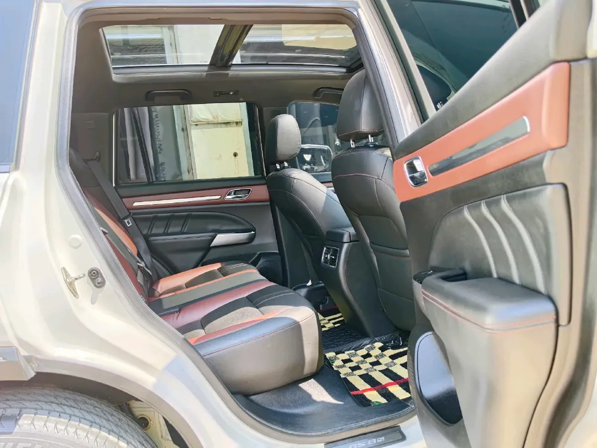 2020 GAC Trumpchi GS8 2.0T 252HP L4 6AT,autocango,china used car exporter,china ev exporter,chinese used car exporter,chinese used ev exporter