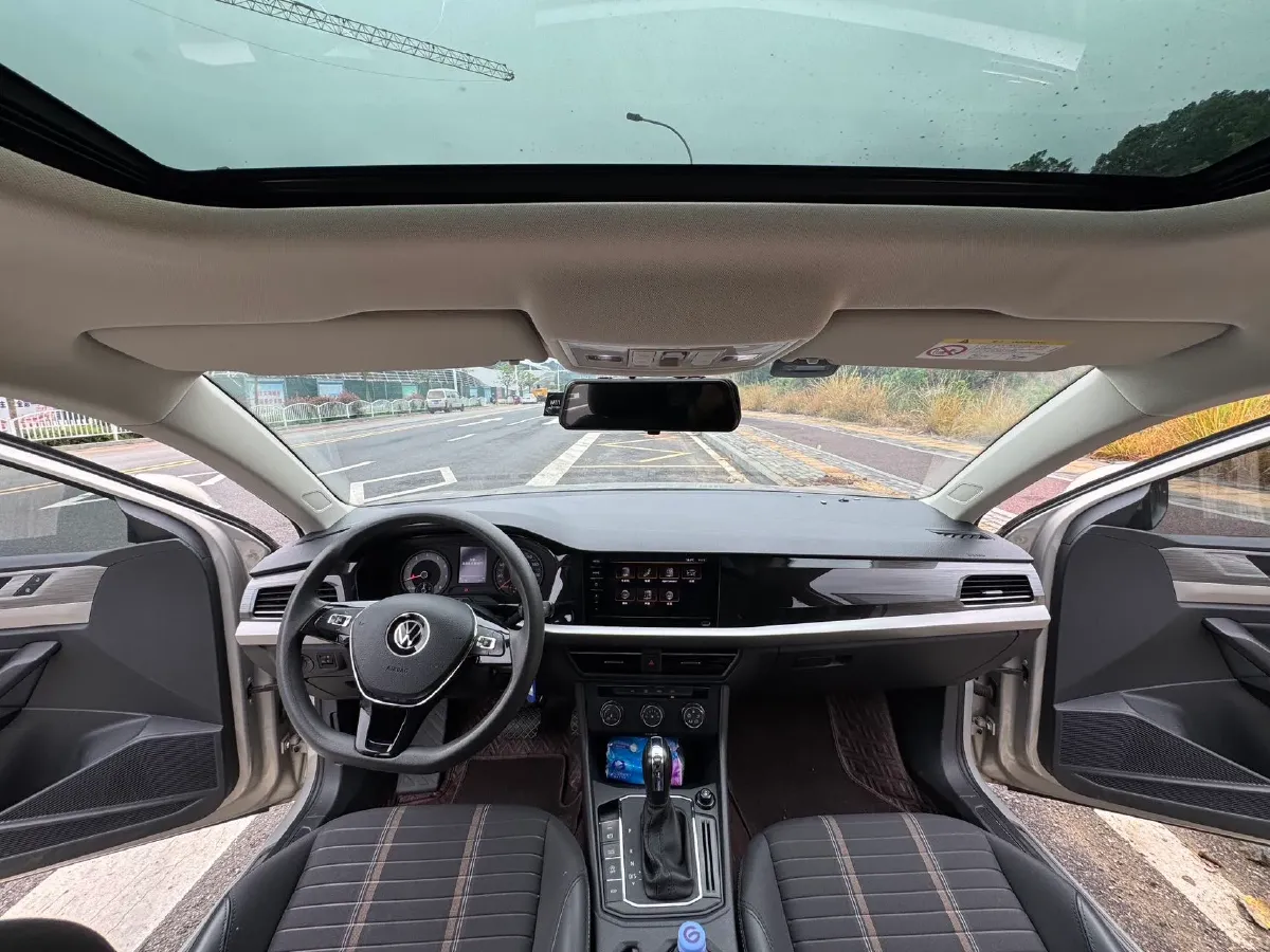2021 Volkswagen Lavida 1.4T 150HP L4 7DCT,autocango,china used car exporter,china ev exporter,chinese used car exporter,chinese used ev exporter