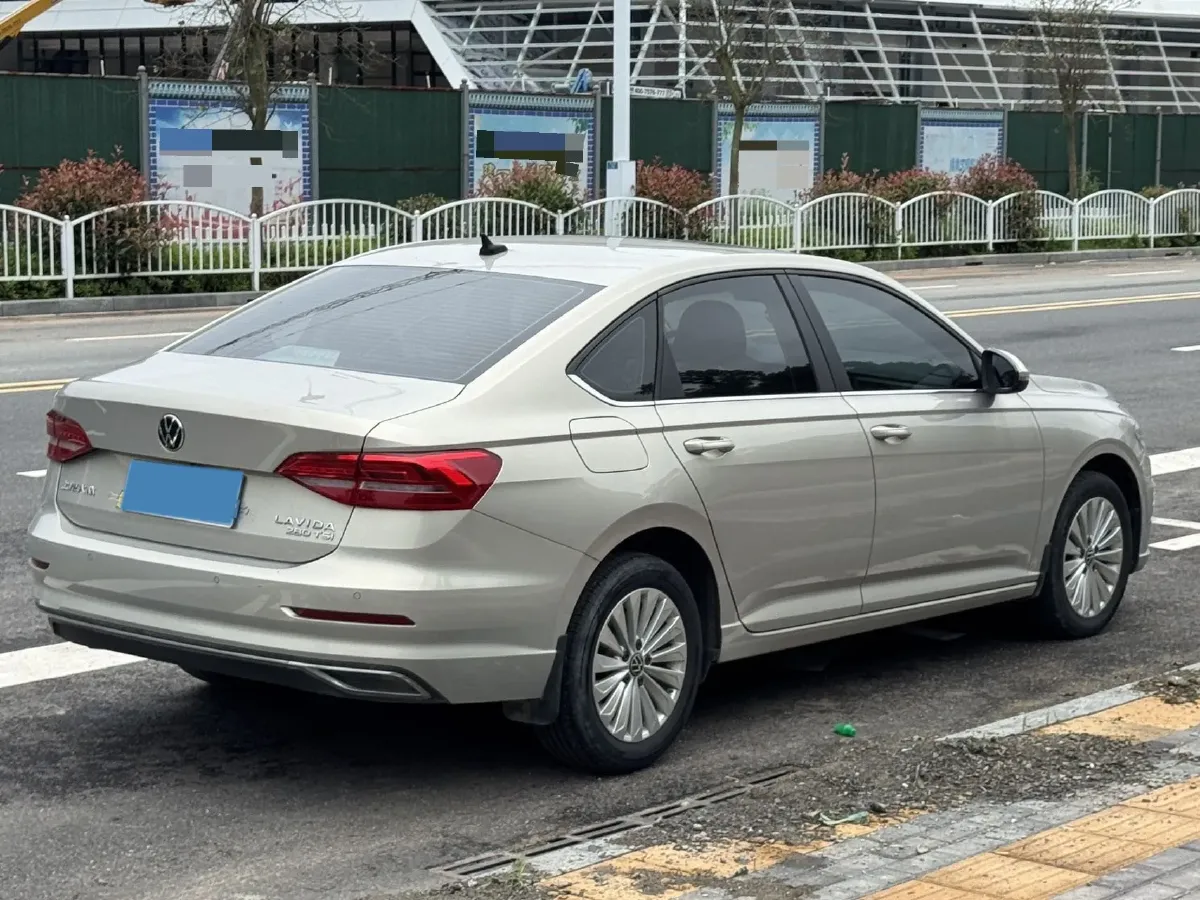 2021 Volkswagen Lavida 1.4T 150HP L4 7DCT,autocango,china used car exporter,china ev exporter,chinese used car exporter,chinese used ev exporter