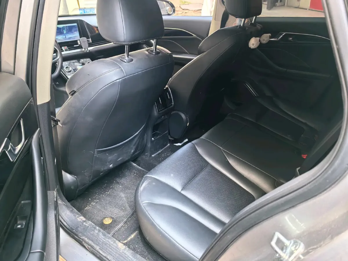 2022 DongFeng Fengon Fengon 580 1.5T 184HP L4 6AT,autocango,china used car exporter,china ev exporter,chinese used car exporter,chinese used ev exporter