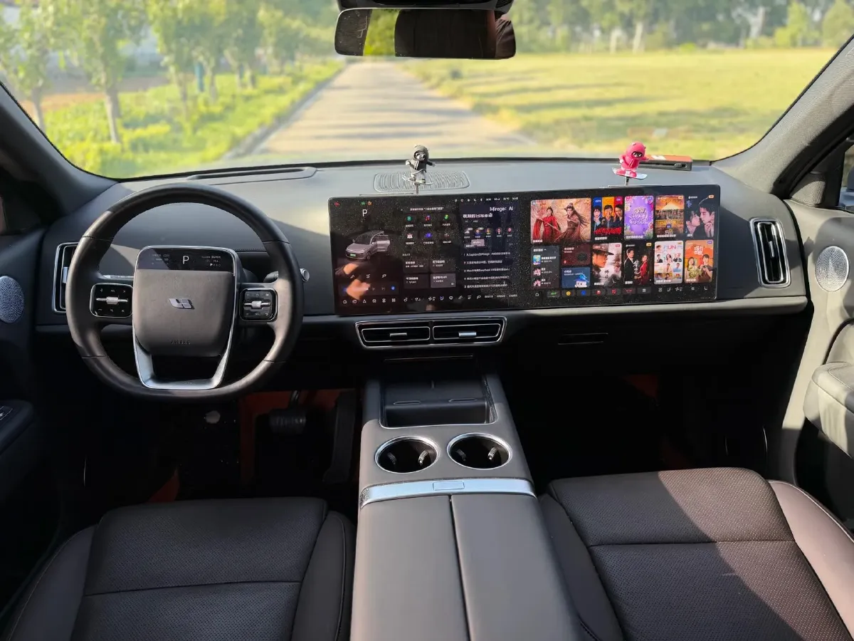 2022 Li L9 Range Extended 154HP REEV 42.6KWH,autocango,china used car exporter,china ev exporter,chinese used car exporter,chinese used ev exporter