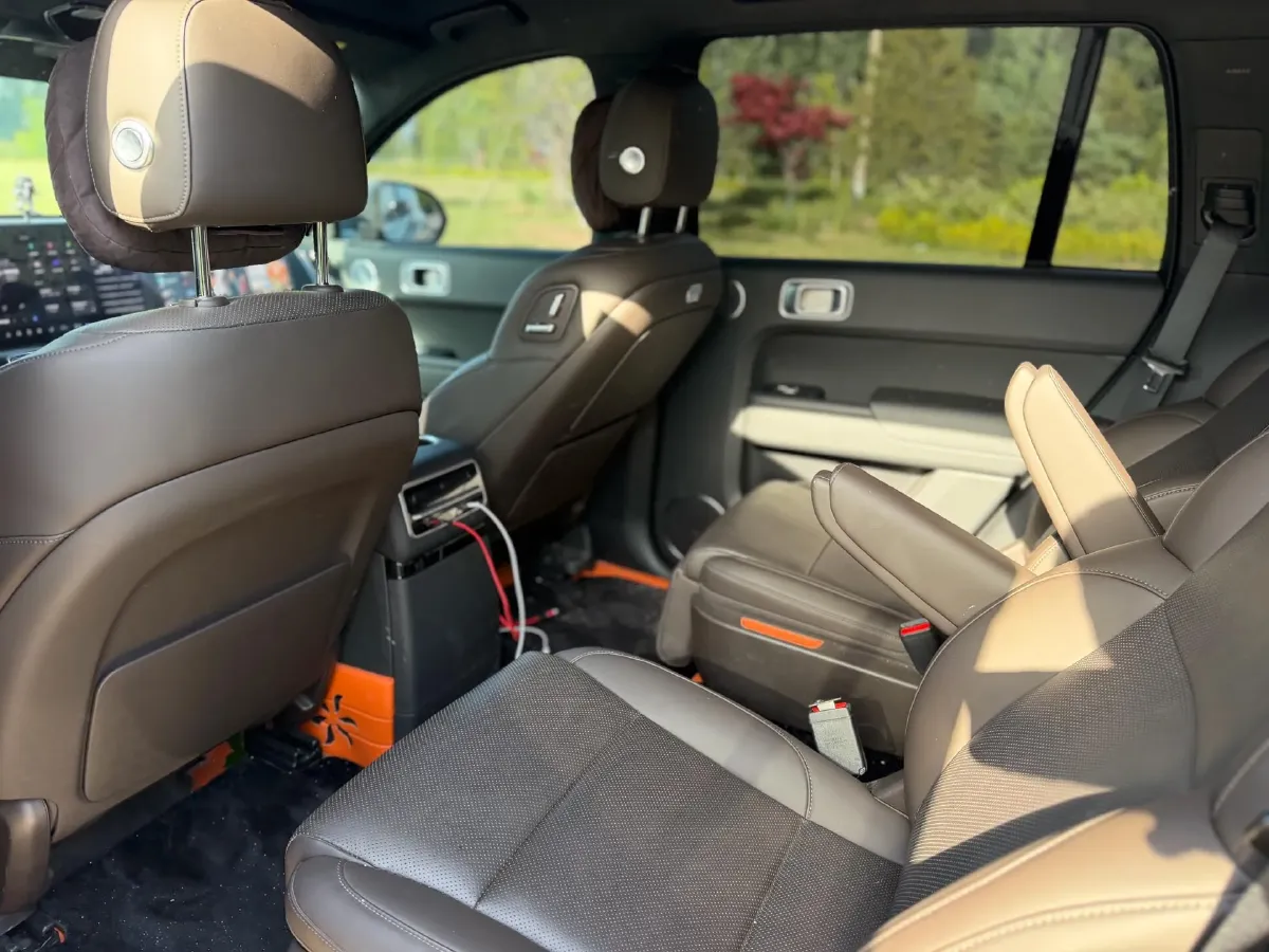 2022 Li L9 Range Extended 154HP REEV 42.6KWH,autocango,china used car exporter,china ev exporter,chinese used car exporter,chinese used ev exporter