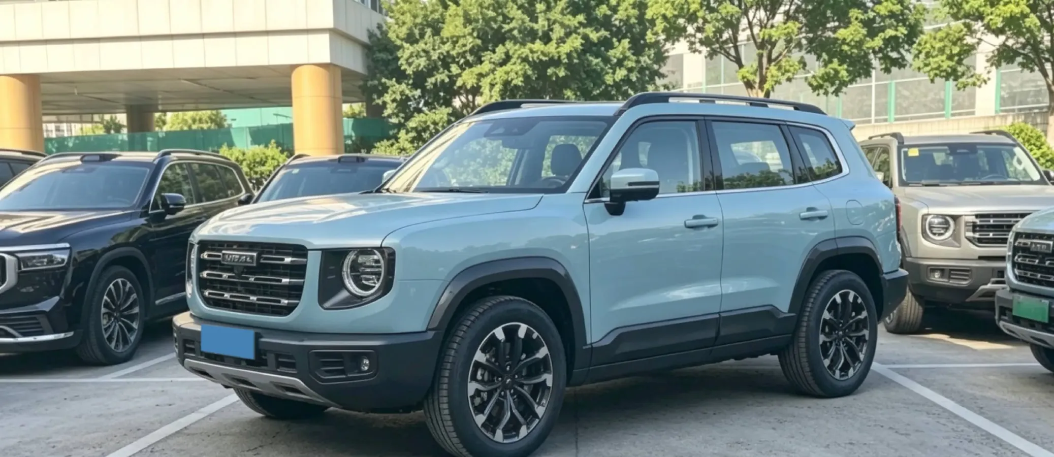 2025 FangChengBao Bao 8 2.0T 245HP L4 E-CVT PHEV 36.8KWH,autocango,china used car exporter,china ev exporter,chinese used car exporter,chinese used ev exporter