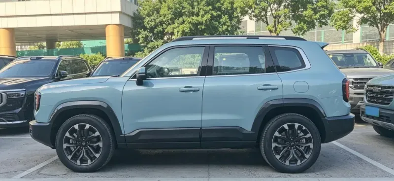 2025 FangChengBao Bao 8 2.0T 245HP L4 E-CVT PHEV 36.8KWH,autocango,china used car exporter,china ev exporter,chinese used car exporter,chinese used ev exporter