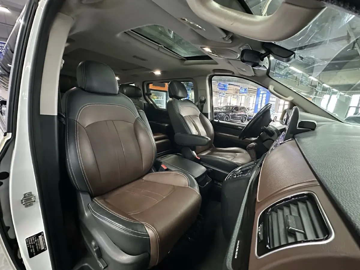 2018 MAXUS G10 2.0T 224HP L4 6AT,autocango,china used car exporter,china ev exporter,chinese used car exporter,chinese used ev exporter