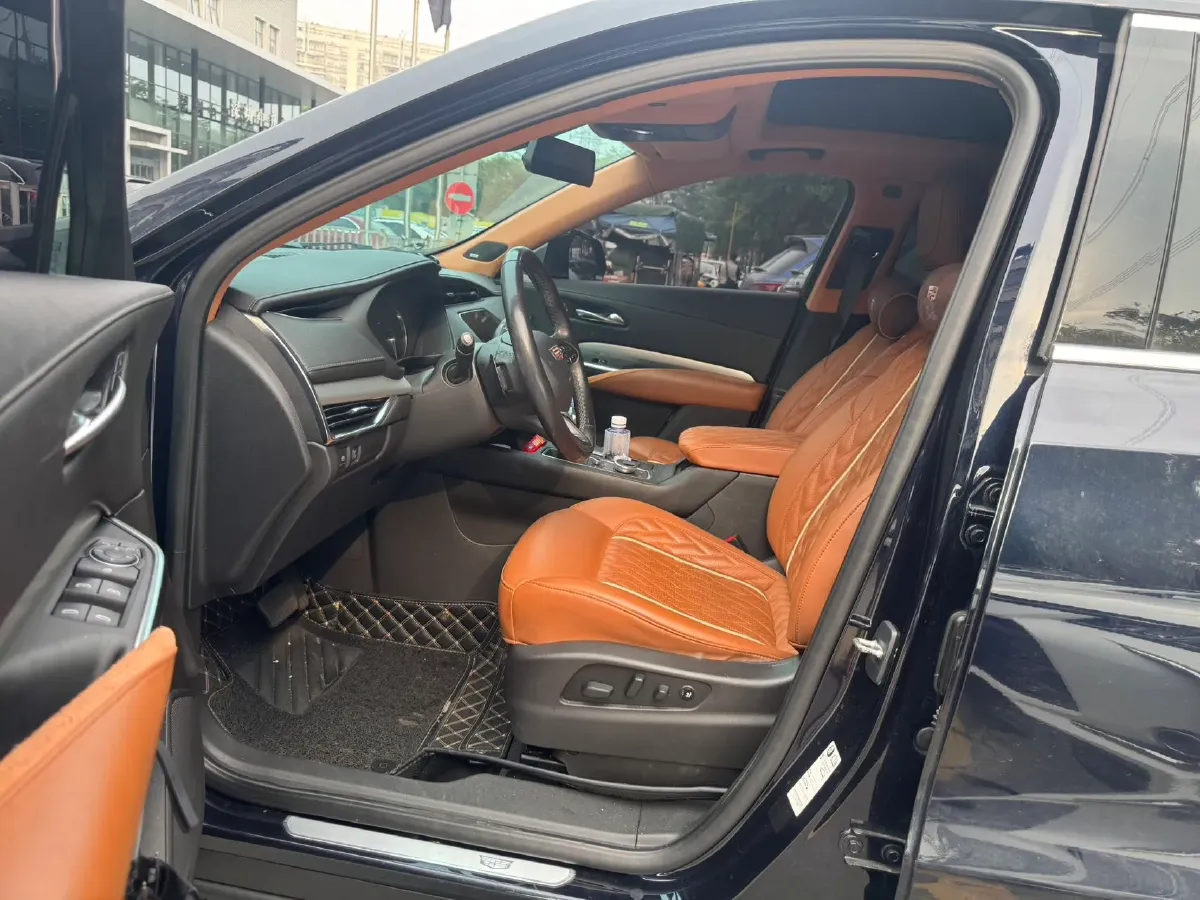 2021 Cadillac XT4 2.0T 237HP L4 9AT,autocango,china used car exporter,china ev exporter,chinese used car exporter,chinese used ev exporter