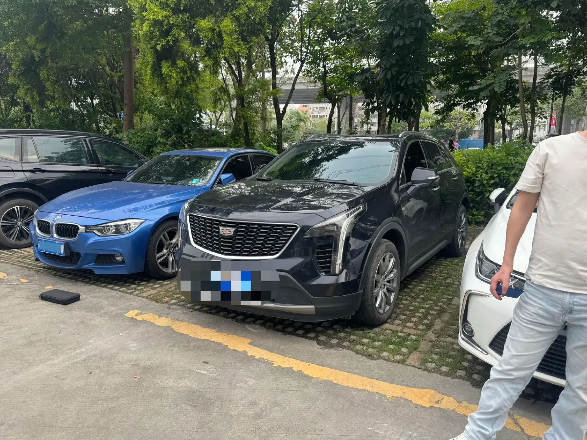2021 Cadillac XT4 2.0T 237HP L4 9AT,autocango,china used car exporter,china ev exporter,chinese used car exporter,chinese used ev exporter