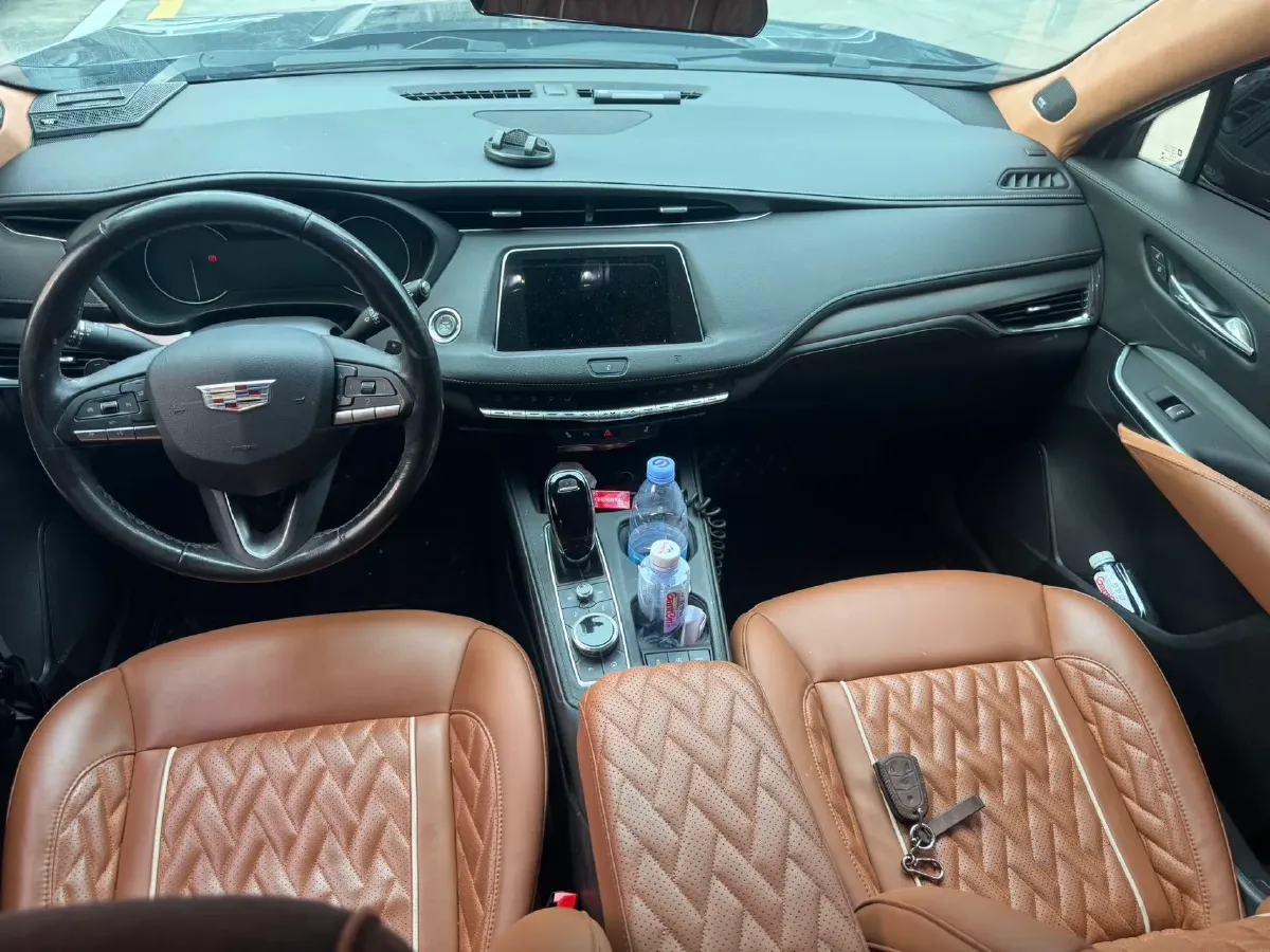 2021 Cadillac XT4 2.0T 237HP L4 9AT,autocango,china used car exporter,china ev exporter,chinese used car exporter,chinese used ev exporter