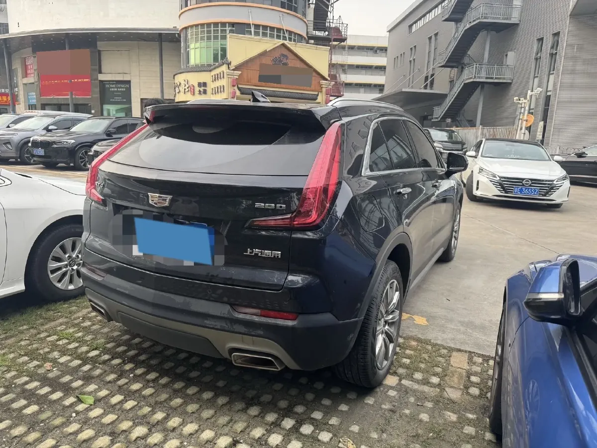2021 Cadillac XT4 2.0T 237HP L4 9AT,autocango,china used car exporter,china ev exporter,chinese used car exporter,chinese used ev exporter