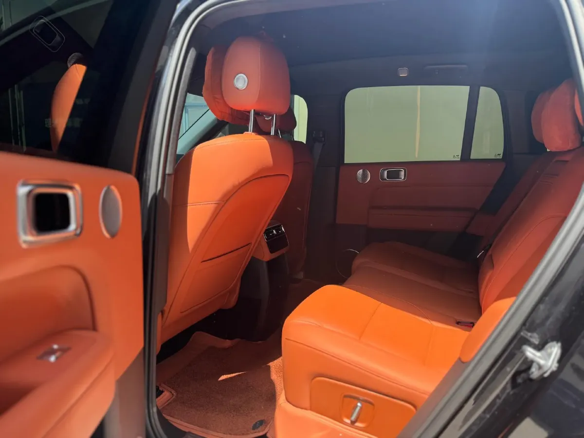 2024 Li L6 Range Extended 154HP L4 REEV 36.8KWH,autocango,china used car exporter,china ev exporter,chinese used car exporter,chinese used ev exporter
