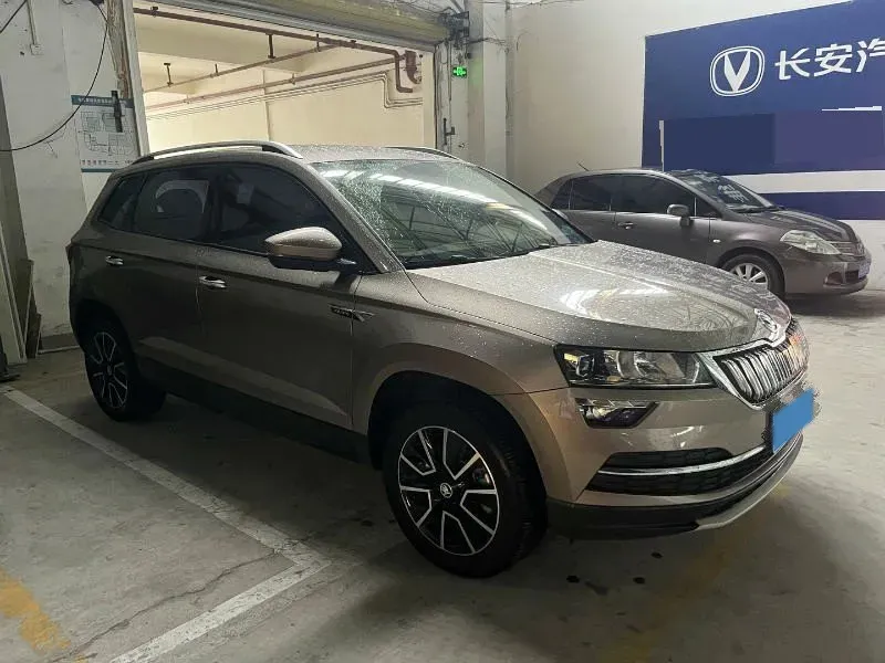 2021 Skoda Karoq 1.4T 150HP L4 7DCT,autocango,china used car exporter,china ev exporter,chinese used car exporter,chinese used ev exporter