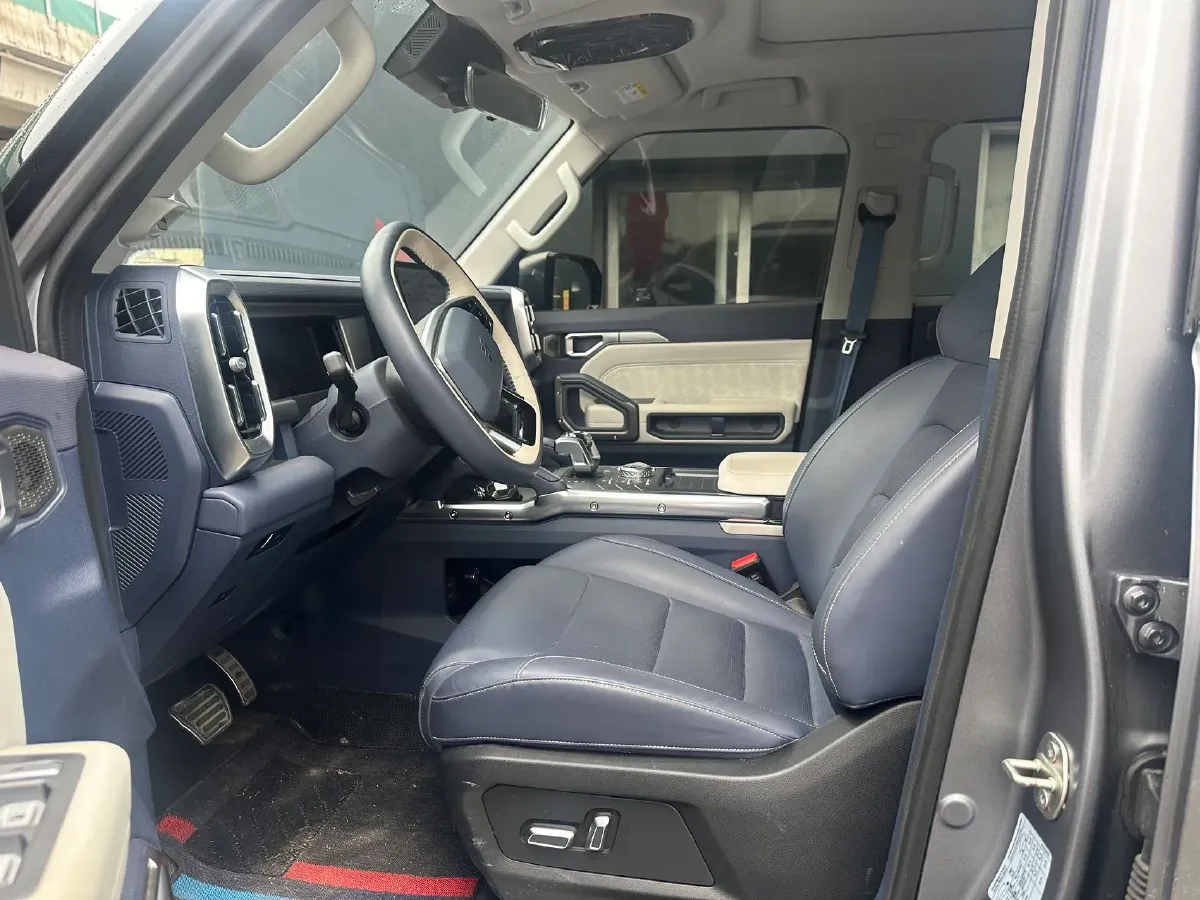 2024 Jetour ShanHai TravellerC-DM 1.5T 156HP L4 3DHT PHEV 43.24KWH,autocango,china used car exporter,china ev exporter,chinese used car exporter,chinese used ev exporter