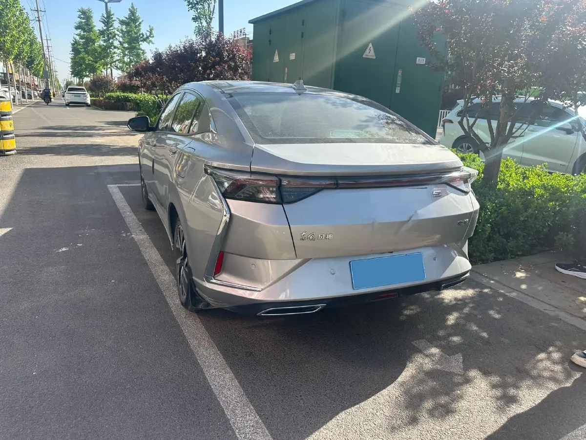 2020 DongFeng Aeolus YiXuan 1.5T 150HP L4 6DCT,autocango,china used car exporter,china ev exporter,chinese used car exporter,chinese used ev exporter
