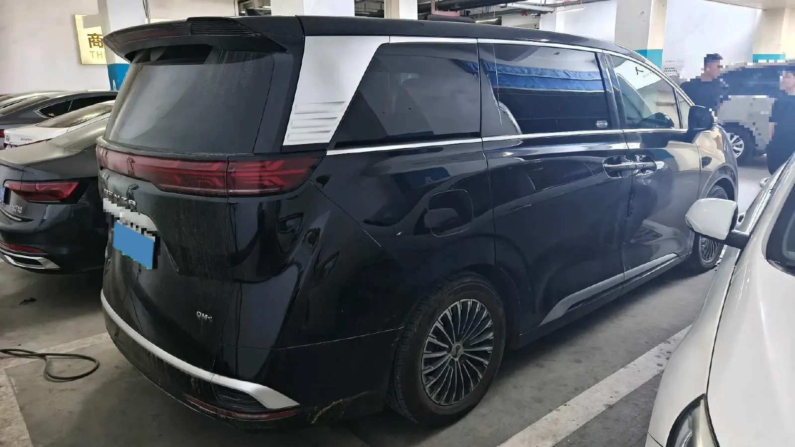 2022 HongQi HS7 3.0T 337HP V6 8AT,autocango,china used car exporter,china ev exporter,chinese used car exporter,chinese used ev exporter
