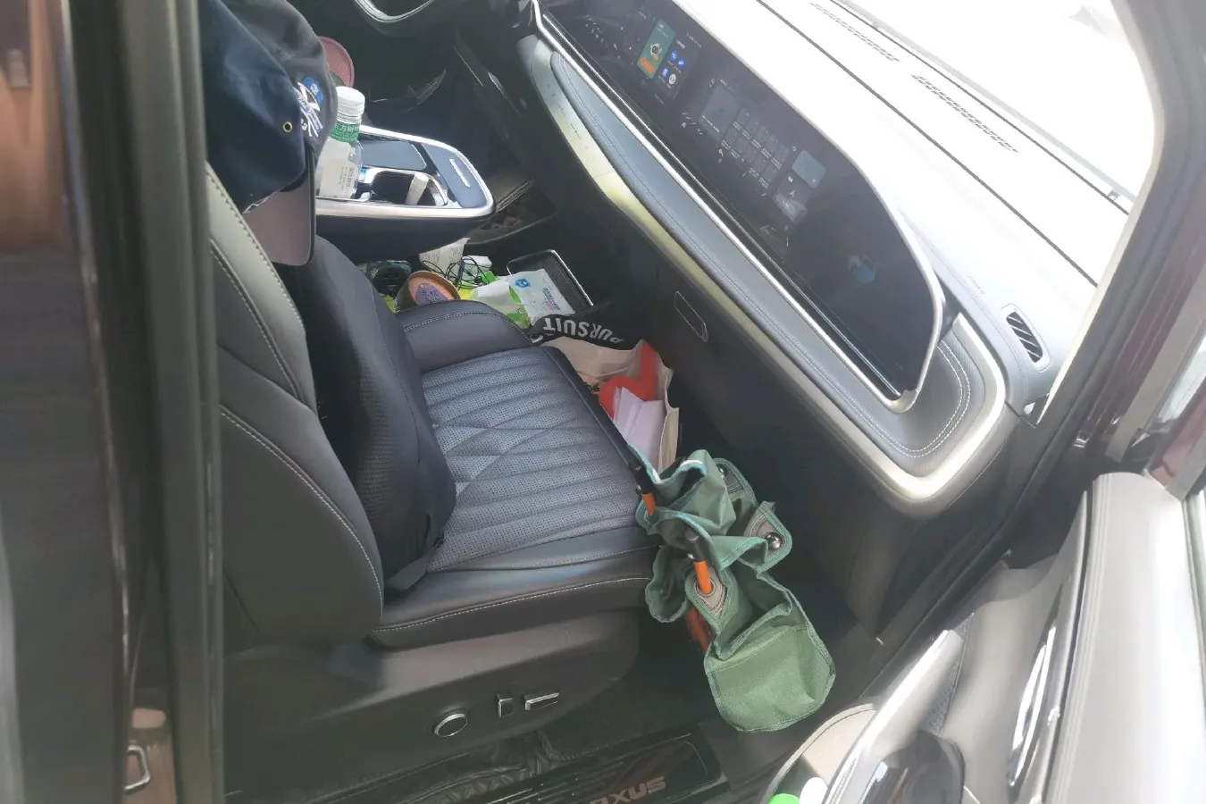 2022 MAXUS G90 2.0T 234HP L4 8AT,autocango,china used car exporter,china ev exporter,chinese used car exporter,chinese used ev exporter