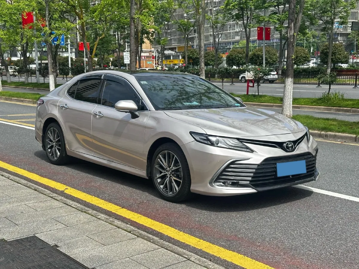 2021 Toyota Camry 2.5L 209HP L4 8AT,autocango,china used car exporter,china ev exporter,chinese used car exporter,chinese used ev exporter
