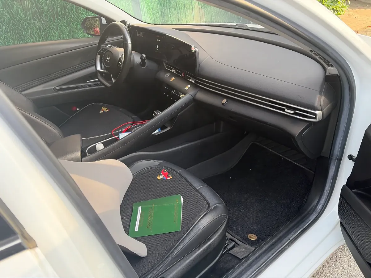 2021 Hyundai Elantra 1.5L 115HP L4 CVT,autocango,china used car exporter,china ev exporter,chinese used car exporter,chinese used ev exporter