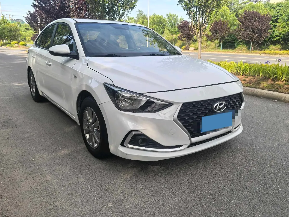 2017 Hyundai Celesta 1.6L 123HP L4 6AT,autocango,china used car exporter,china ev exporter,chinese used car exporter,chinese used ev exporter