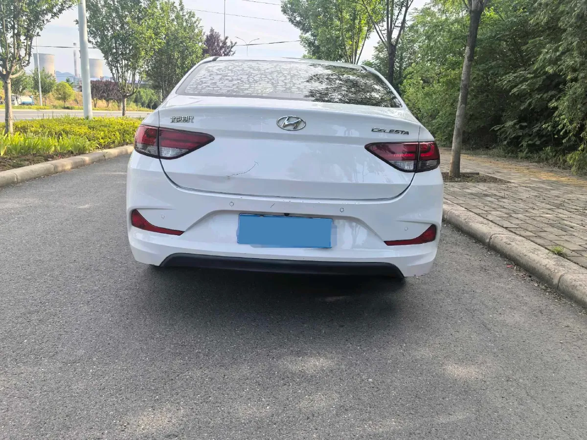 2017 Hyundai Celesta 1.6L 123HP L4 6AT,autocango,china used car exporter,china ev exporter,chinese used car exporter,chinese used ev exporter
