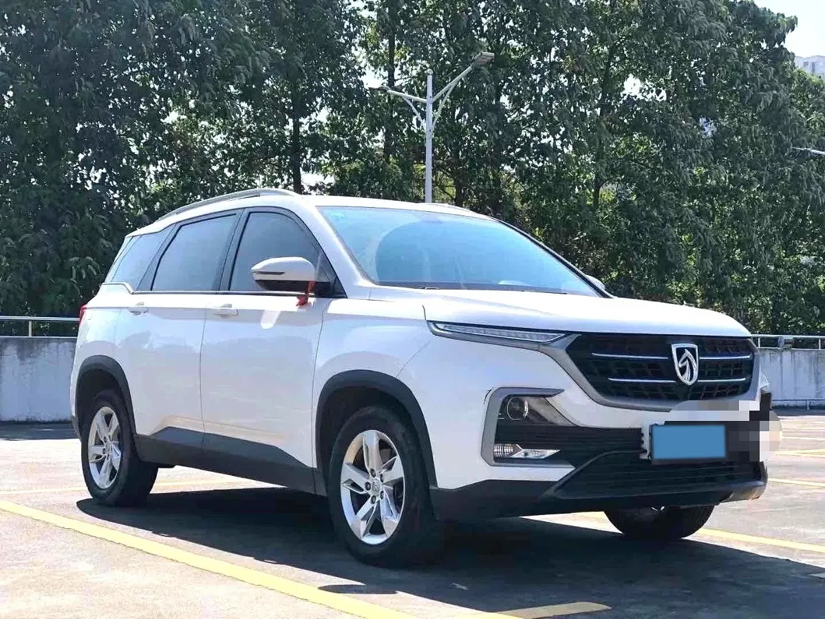 2019 BaoJun 530 1.5T 147HP L4 CVT,autocango,china used car exporter,china ev exporter,chinese used car exporter,chinese used ev exporter