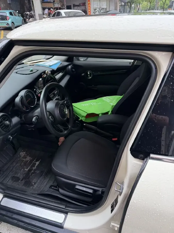 2019 MINI MINI 1.5T 102HP L3 7DCT,autocango,china used car exporter,china ev exporter,chinese used car exporter,chinese used ev exporter