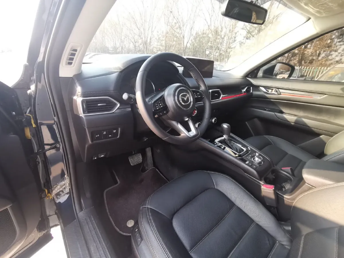 2022 MAXUS XinTu V90 2.0T 150HP L4 6AT,autocango,china used car exporter,china ev exporter,chinese used car exporter,chinese used ev exporter