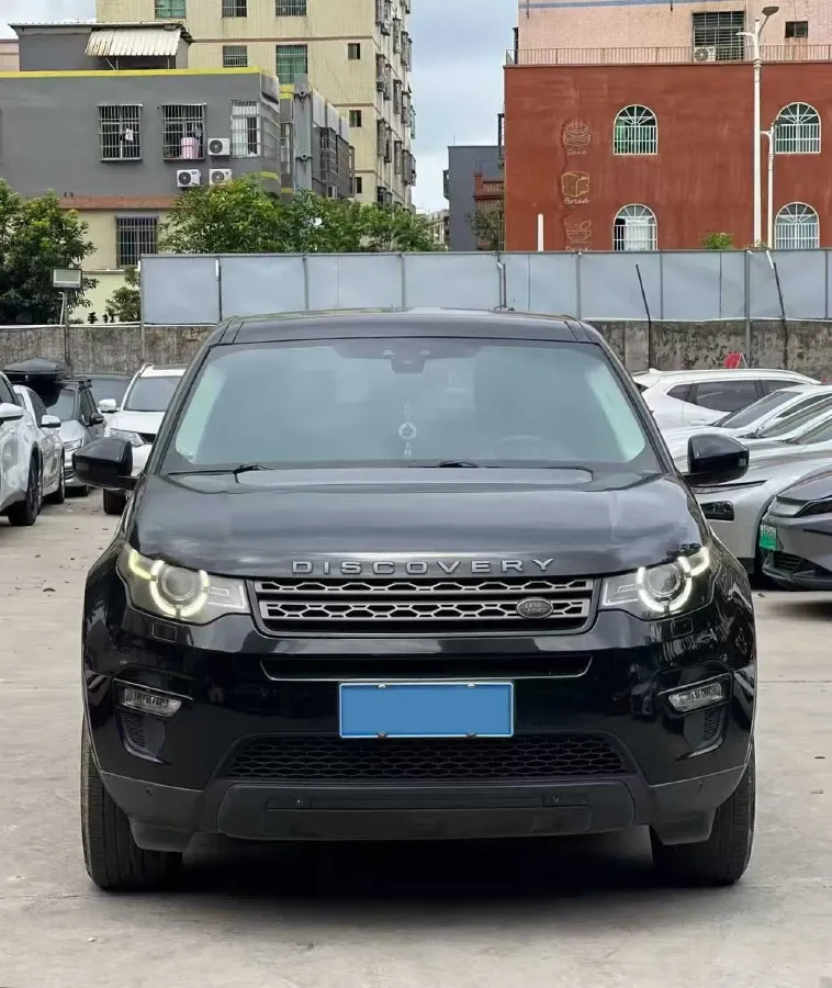 2018 Land Rover Discovery Sport 2.0T 241HP L4 9AT,autocango,china used car exporter,china ev exporter,chinese used car exporter,chinese used ev exporter