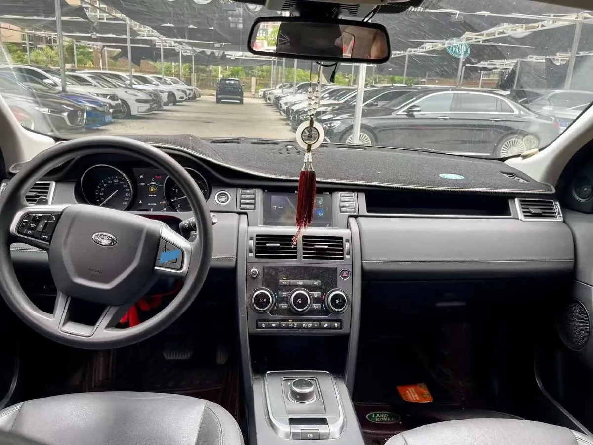 2018 Land Rover Discovery Sport 2.0T 241HP L4 9AT,autocango,china used car exporter,china ev exporter,chinese used car exporter,chinese used ev exporter