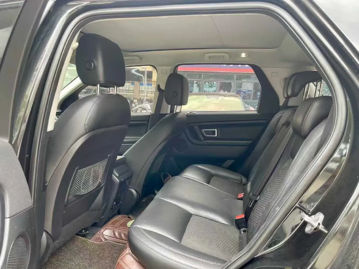 2018 Land Rover Discovery Sport 2.0T 241HP L4 9AT,autocango,china used car exporter,china ev exporter,chinese used car exporter,chinese used ev exporter