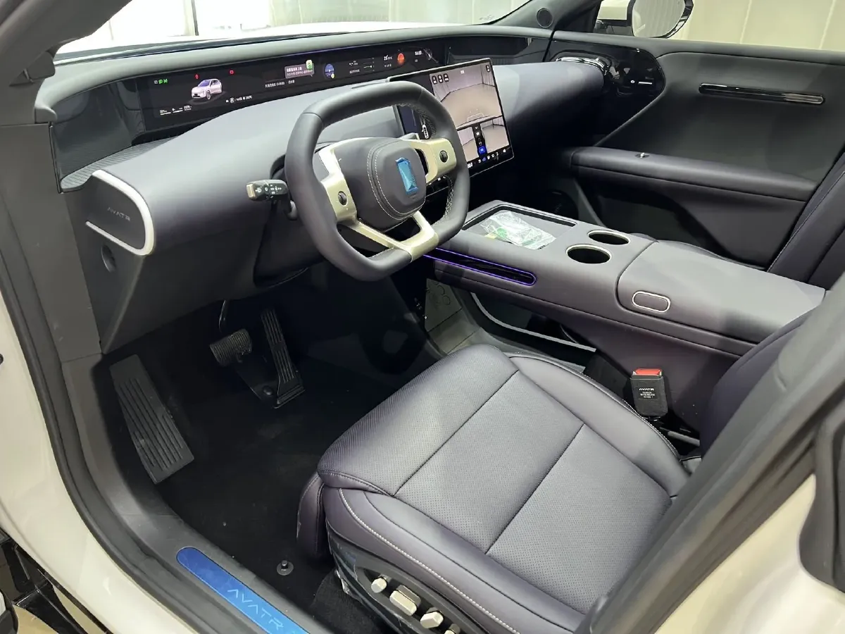 2026 Avatr 07 BEV,autocango,china used car exporter,china ev exporter,chinese used car exporter,chinese used ev exporter