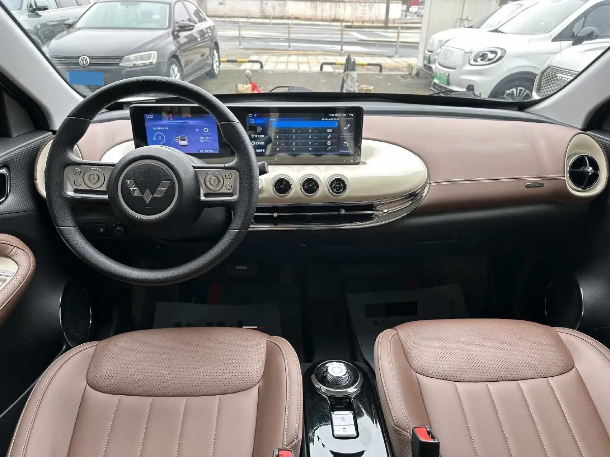 2024 WuLing BinGuo BEV 31.9KWH,autocango,china used car exporter,china ev exporter,chinese used car exporter,chinese used ev exporter