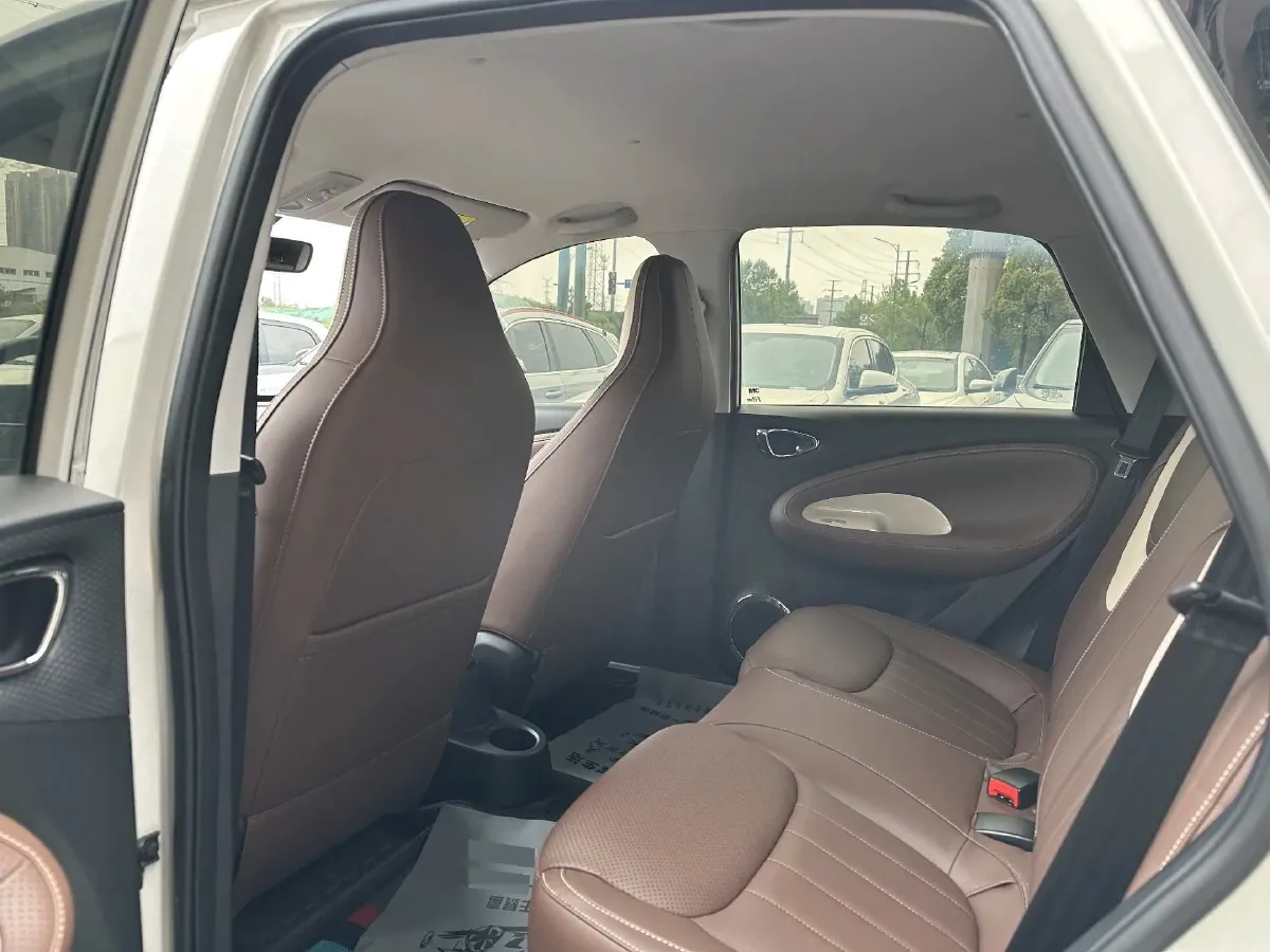 2024 WuLing BinGuo BEV 31.9KWH,autocango,china used car exporter,china ev exporter,chinese used car exporter,chinese used ev exporter