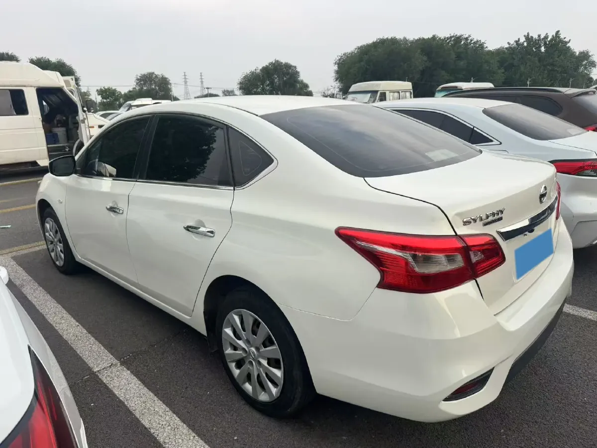 2021 Nissan Sylphy 1.6L 122HP L4 CVT,autocango,china used car exporter,china ev exporter,chinese used car exporter,chinese used ev exporter