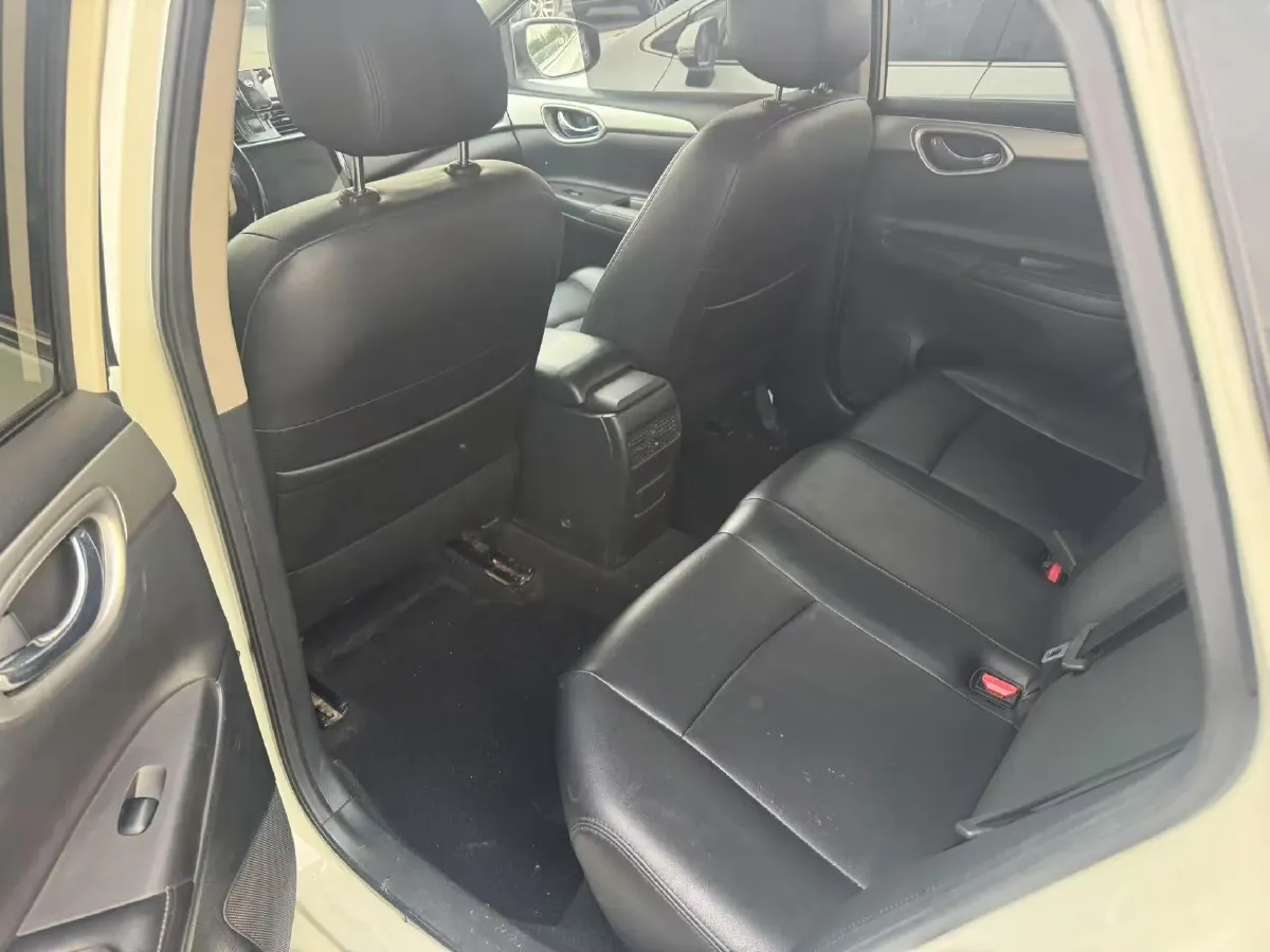 2021 Nissan Sylphy 1.6L 122HP L4 CVT,autocango,china used car exporter,china ev exporter,chinese used car exporter,chinese used ev exporter