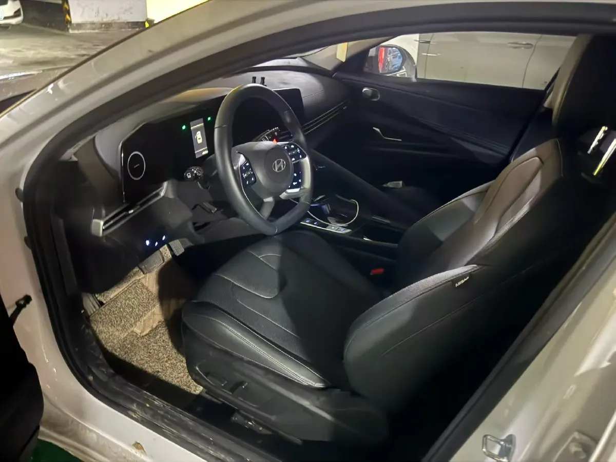 2023 Hyundai Elantra 1.5L 115HP L4 CVT,autocango,china used car exporter,china ev exporter,chinese used car exporter,chinese used ev exporter