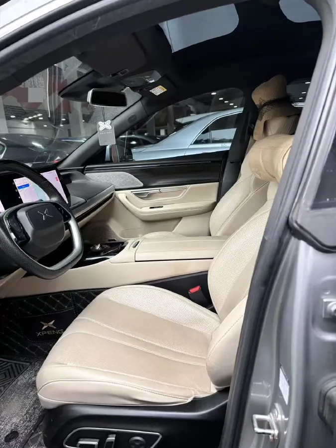 2022 Xpeng P7 BEV 60.2KWH,autocango,china used car exporter,china ev exporter,chinese used car exporter,chinese used ev exporter