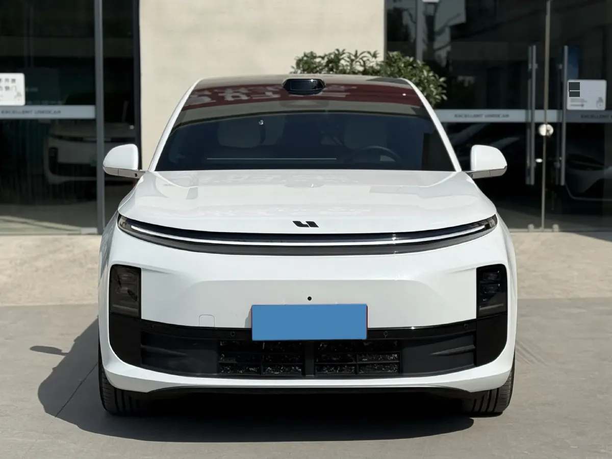 2024 Li L6 Range Extended 154HP L4 REEV 36.8KWH,autocango,china used car exporter,china ev exporter,chinese used car exporter,chinese used ev exporter