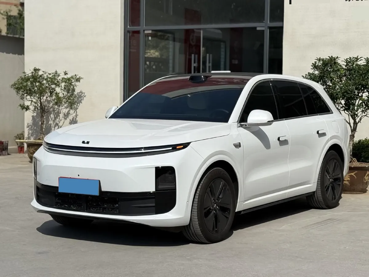 2024 Li L6 Range Extended 154HP L4 REEV 36.8KWH,autocango,china used car exporter,china ev exporter,chinese used car exporter,chinese used ev exporter