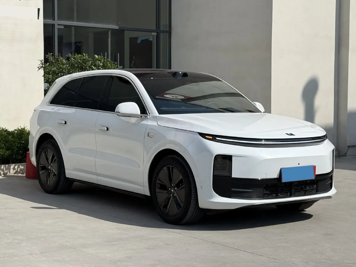 2024 Li L6 Range Extended 154HP L4 REEV 36.8KWH,autocango,china used car exporter,china ev exporter,chinese used car exporter,chinese used ev exporter