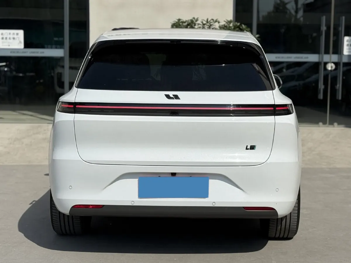 2024 Li L6 Range Extended 154HP L4 REEV 36.8KWH,autocango,china used car exporter,china ev exporter,chinese used car exporter,chinese used ev exporter